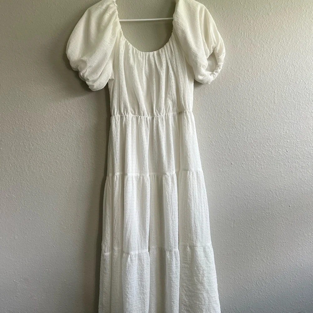 ASTR THE LABEL smocked tiered maxi dress Sz M - Picture 8 of 9